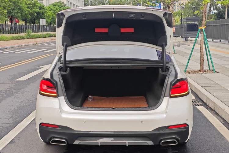 Used BMW 5 Series 2021 525Li M Sport Package Trunk