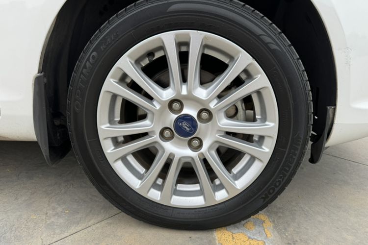 Used Ford Fiesta 2013 Hatchback 1.5L Automatic Fashion Edition
