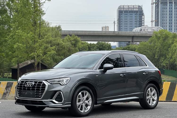 Used Audi Q3 2019 35 TFSI Advanced Dynamic Edition Guazi used car, China used car export, Used car for sale, Used cars, Cheapest cars for sale