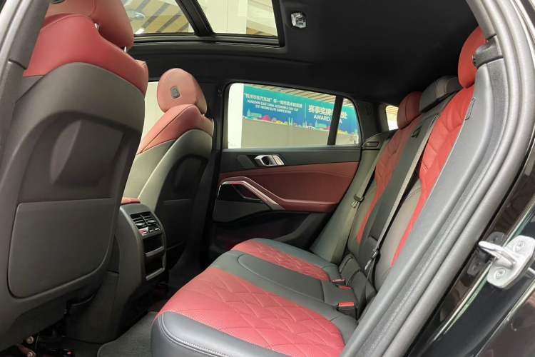 Used BMW X6 2023 xDrive40i M Sport Package