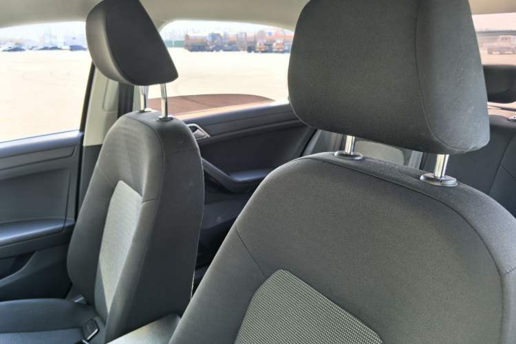 Used Volkswagen Jetta 2019 Dream Edition 1.5L Manual Fashion Version