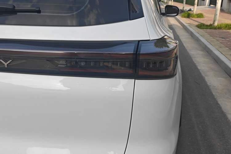 Used Chery Tiggo 8 PLUS 2025 290TGDI DCT Prestige 5-Seater