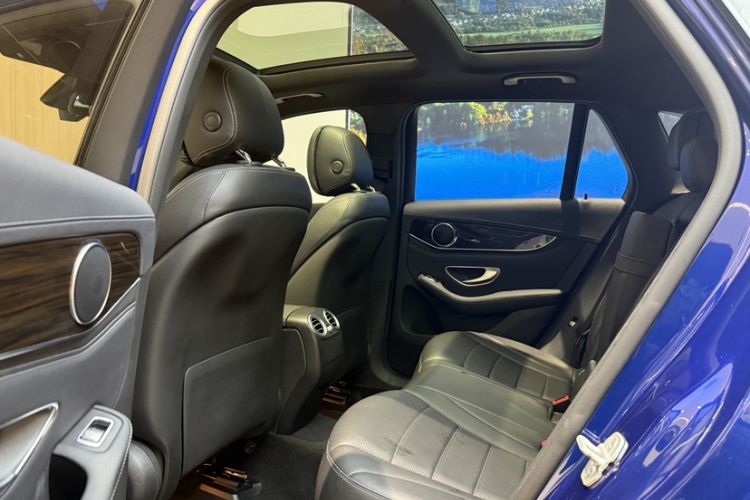 Used Mercedes-Benz GLC 2016 GLC 260 4MATIC Luxury Model