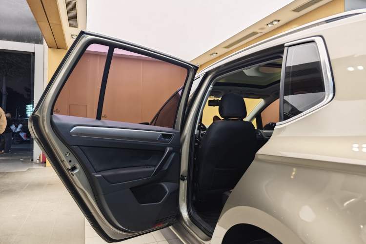 Used Volkswagen Golf Sportsvan 2018 1.6L Automatic Comfort Model