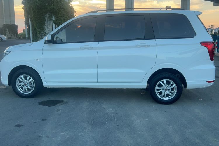 Used Wuling Hongguang 2021 1.5L S Luxury Model Electric Power Steering LAR