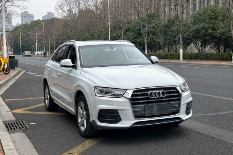 Used Audi Q3 2016 35 TFSI Fashion Model
