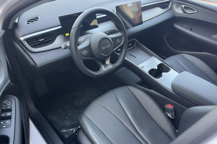 Used BYD Seal 05 DM-i 2026 DM-i 128KM Luxury Edition Interior 4