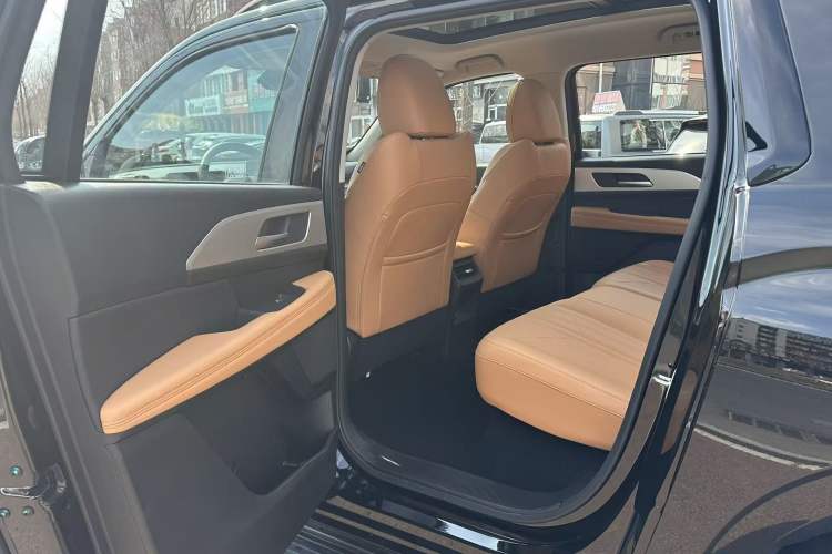 Used Haval H5 2025 2.0T Automatic All-Wheel Drive Navigation Version Diesel
