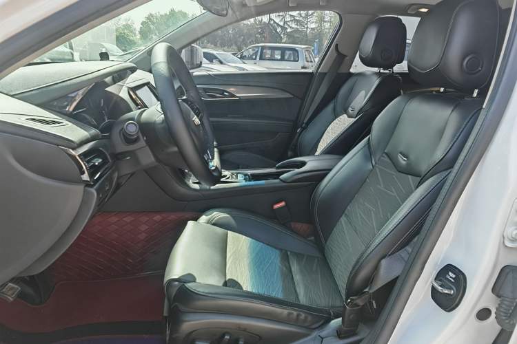 Used Cadillac ATS-L 2017 28T Tech Edition Interior 4