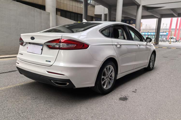 Used Ford Mondeo 2018 EcoBoost 180 Smart Control Fashion Model China V Standard Exterior 3