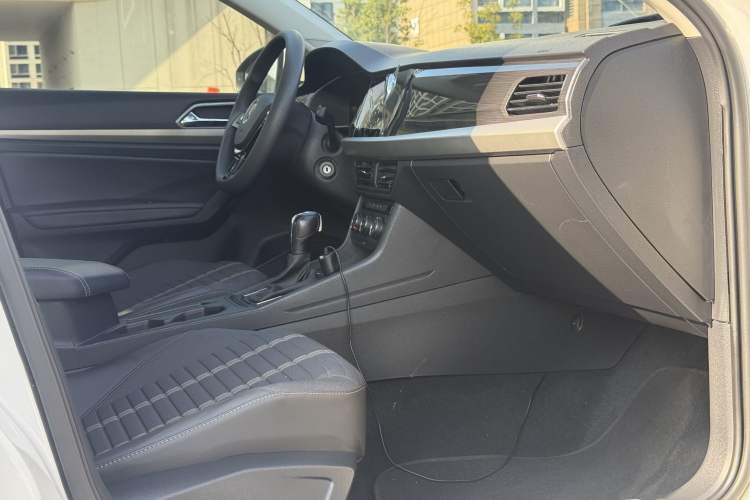 Used Volkswagen Lavida 2021 280TSI DSG Comfort Edition Interior 5