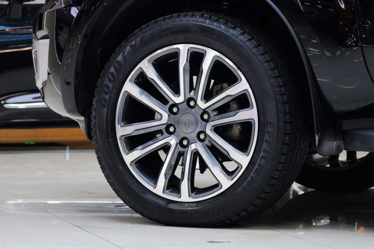 Used Ford Everest 2020 2.3T Gasoline Automatic 4x4 Flagship Edition 7 Seats