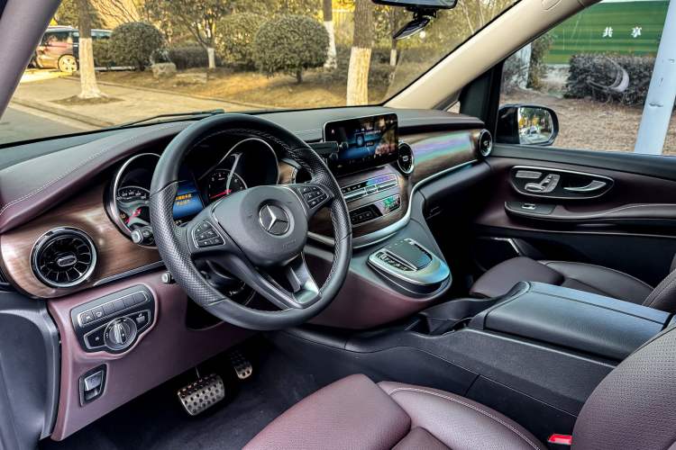 Used Mercedes-Benz V-Class 2022 V 260 L Long Wheelbase Prestige Edition