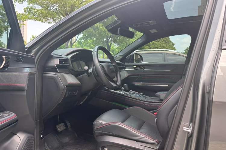 Used Lynk & Co 05 2022 2.0TD Four-Wheel Drive Dynamic Halo
