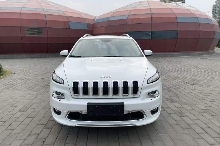 Used Jeep Cherokee 2017 2.4L Professional Edition