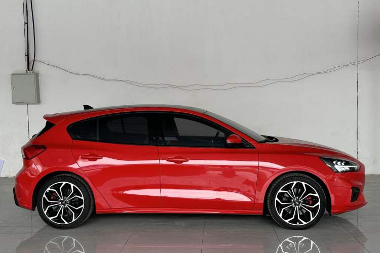 Used Ford Focus 2021 Hatchback EcoBoost 180 Automatic ST Line