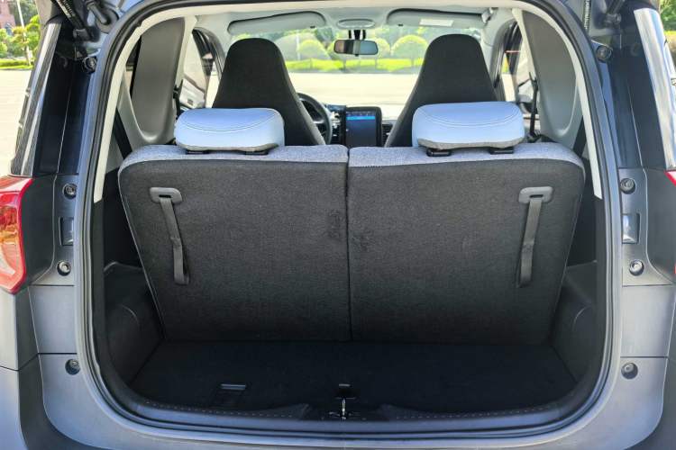 Used Chery New Energy Little Ant 2022 Revised Version Sweet Pink Edition Half-Sugar Version Lithium Iron Phosphate 30.7 kWh 30 kW 301 km