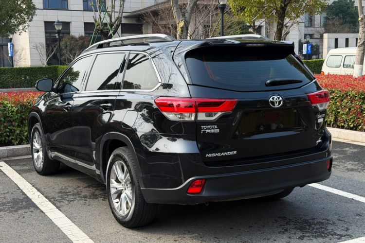 Used Toyota Highlander 2018 2.0T Four-Wheel Drive Elite Edition 7 Seats China V Standard
