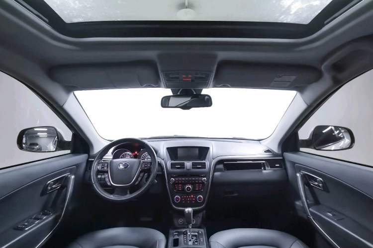 Used Bestune X80 2015 2.0L automatic luxury version
