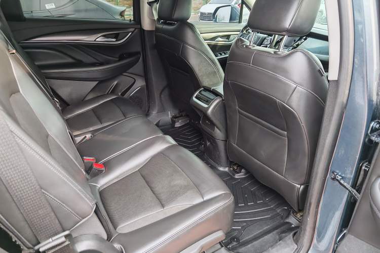 Used Buick Enclave 2020 28T Two-Wheel Drive Luxury Version