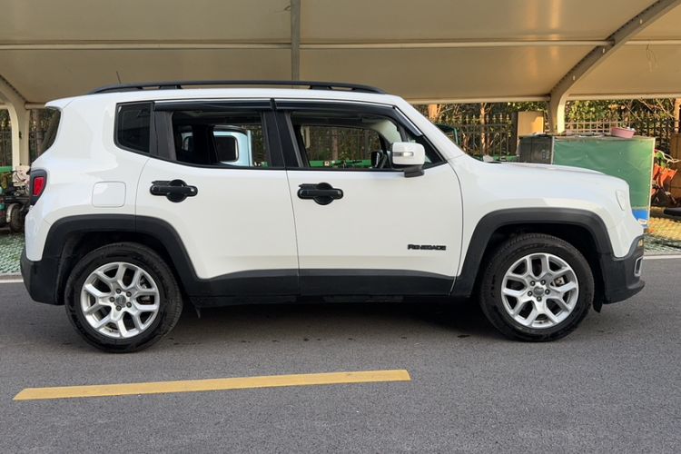 Used Jeep Renegade 2018 Connected Large Screen Version 180T Automatic High-Energy Edition