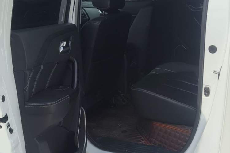 Used SAIC MAXUS T70 2020 2.0T Diesel Automatic 4x4 Australian Version Standard Box High Ground Clearance
