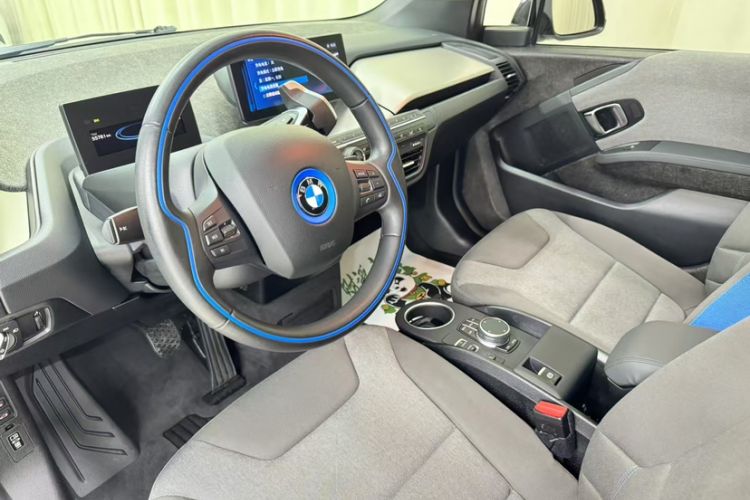 Used BMW i3 2019 Fast Charging Edition

