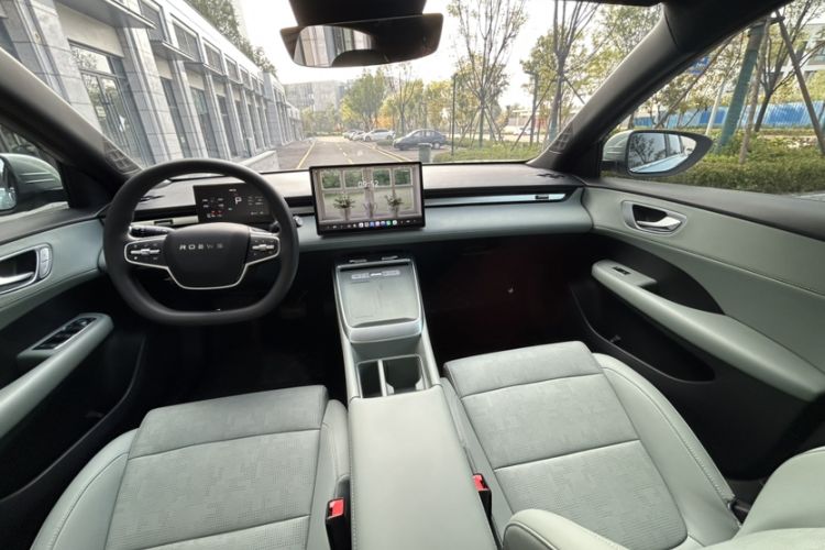 Used Roewe D6 2025 520km Smart Enjoyment Version