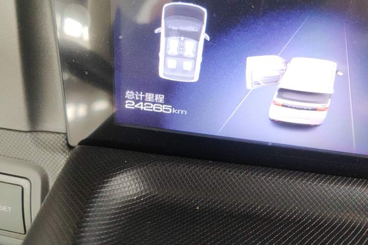 Used Wuling Hongguang MINIEV 2021 Macaron Fashion Model Lithium Iron Phosphate