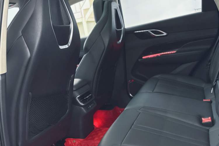 Used Hongqi HS3 2023 1.5T Two-Wheel Drive Shanwei Edition Interior 6