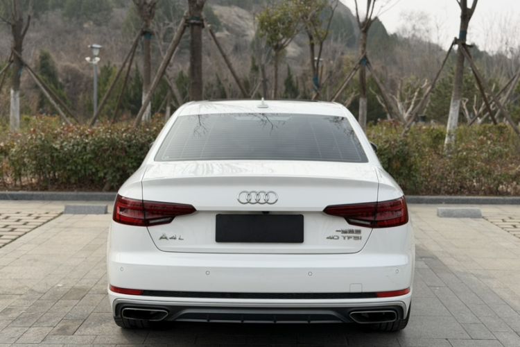 Used Audi A4L 2019 40 TFSI Fashion Version China V

