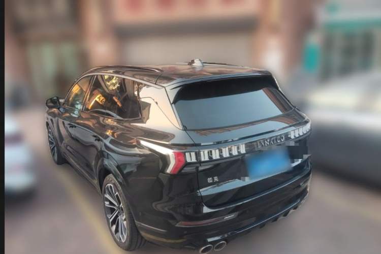 Used Lynk & Co 09 2021 2.0T Halo Six-Seater