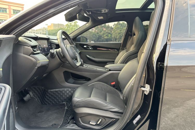 Used Lynk & Co 03 2023 1.5TD DCT JingPro Exterior 4