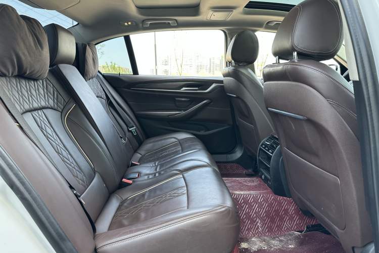 Used BMW 5 Series New Energy 2020 Mileage Upgrade Version 530Le Luxury Package Interior 8