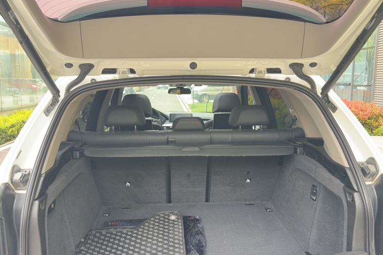 Used BMW X5 2017 xDrive35i parallel import Trunk