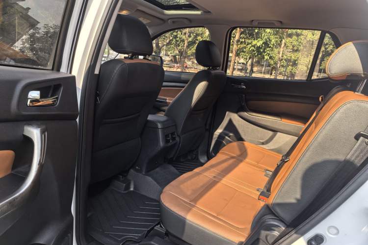 Used Oshan CX70 2016 1.6L Manual Luxury Model