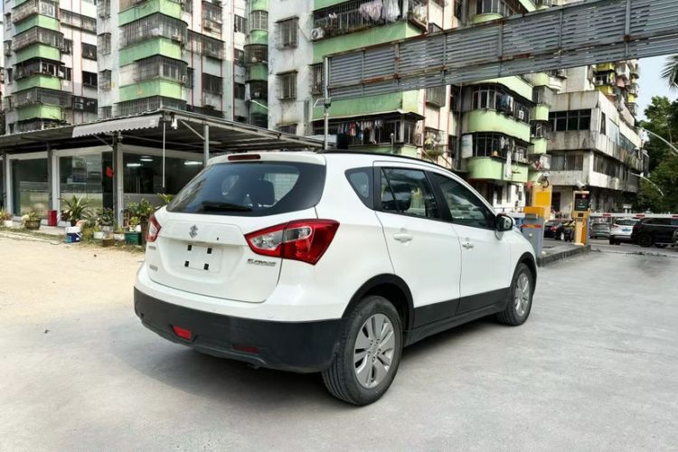 Used Suzuki S-Cross 2014 1.6L CVT Two-Wheel Drive Entry Model Exterior 7