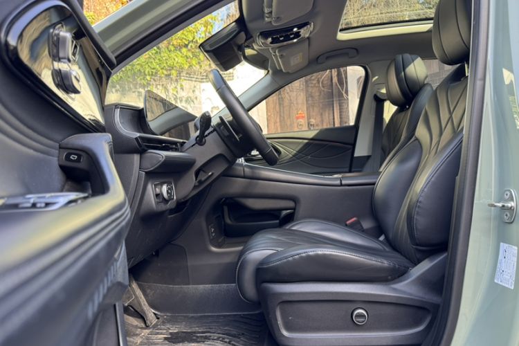 Used EXEED Stellar 2023 400T Two-Wheel Drive Comfort Edition