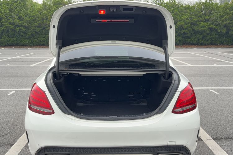 Used Mercedes-Benz C-Class 2017 Facelift C 200 L Sport Edition Trunk