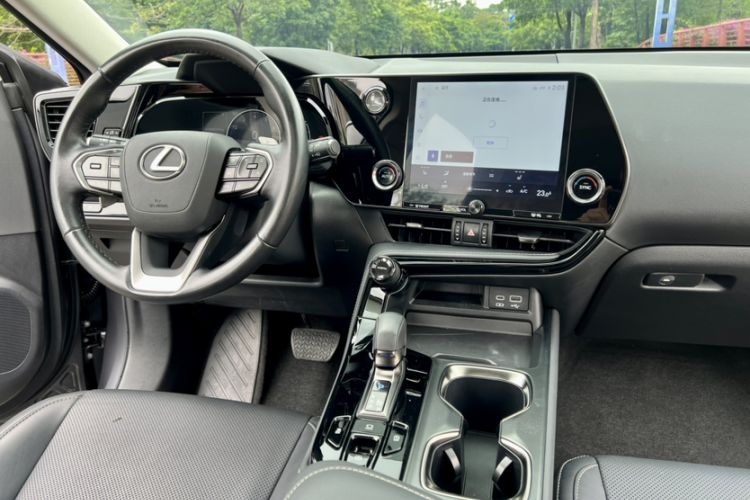 Used Lexus NX 2022 260 Front-Wheel Drive Chuan Yue Edition Interior 9