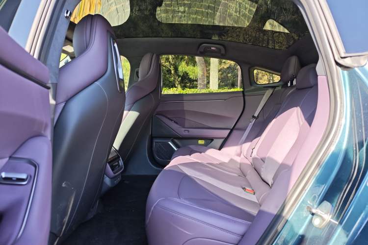 Used XPeng P7 2025 Model—702 Long Range Ultra