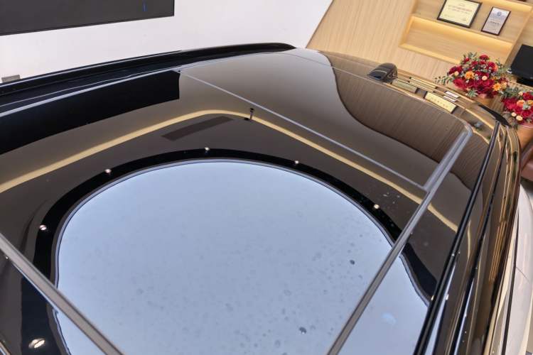 Used Nio ES6 2024 75 kWh Roof