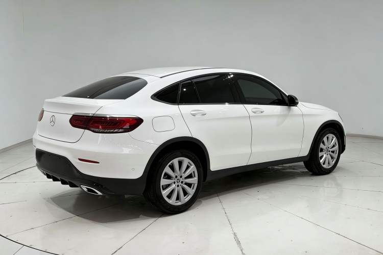 Used Mercedes-Benz GLC Coupe 2021 GLC 260 4MATIC Coupe SUV Exterior 2