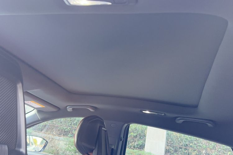 Used Changan UNI-V 2022 1.5T Prestige Version
