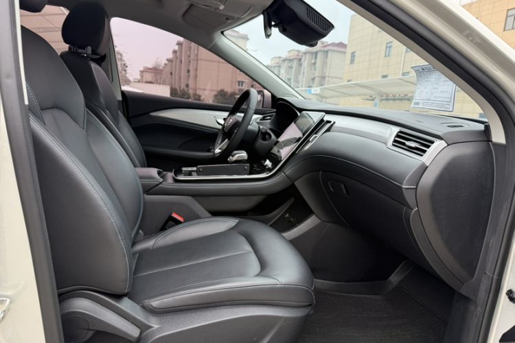 Used Rising ER6 2020 620 km Smart Edition
