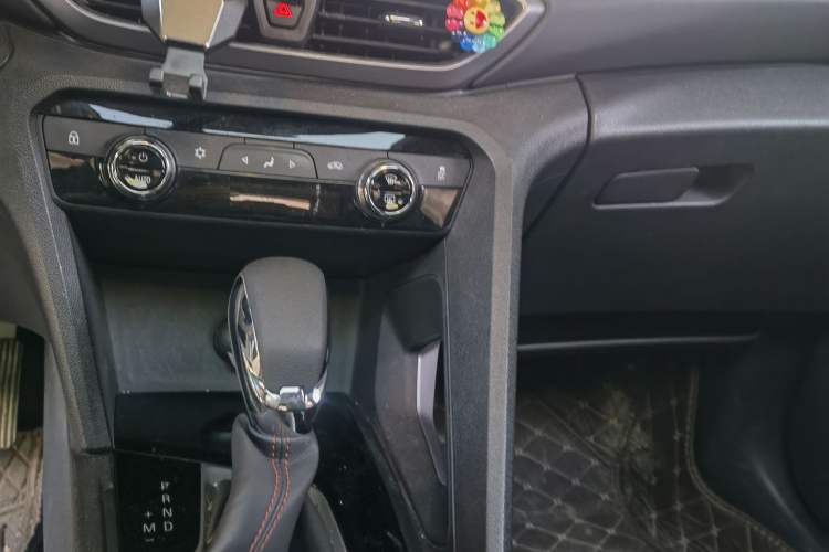 Used Chevrolet Orlando 2019 Redline 530T Automatic Enjoyment Version (5+2 Seating) China VI