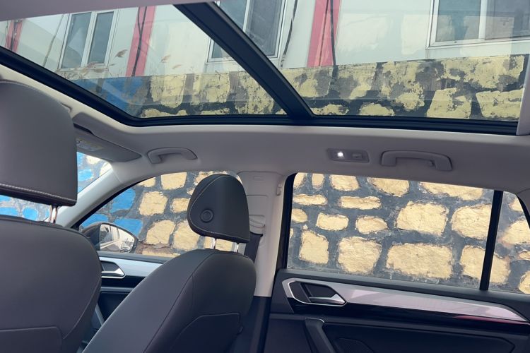 Used Volkswagen Tayron 2019 330TSI Two-Wheel Drive Luxury Model China VI Standard