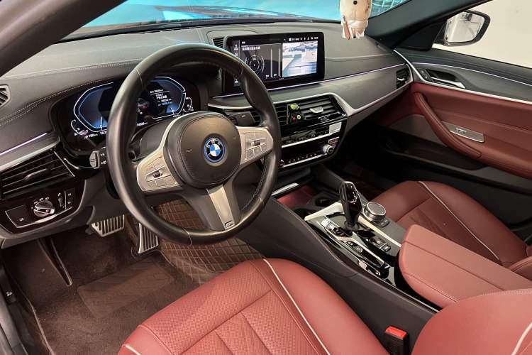Used BMW 5 Series New Energy 2022 Second Facelift 535Le M Sport Package Interior 12