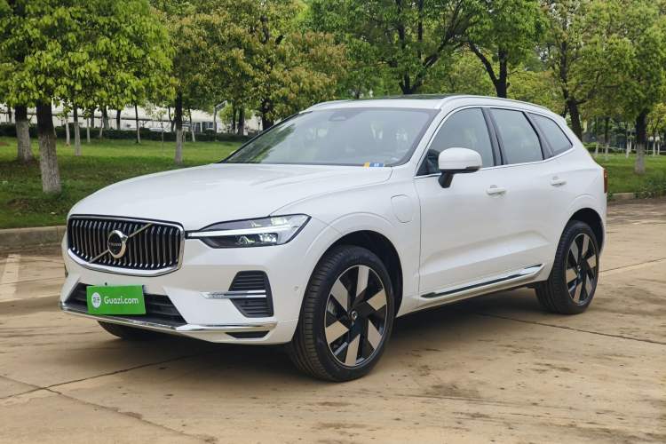 Used Volvo XC60 New Energy 2025 Plug-in Hybrid Long-Range All-Wheel Drive Smart & Luxurious Edition