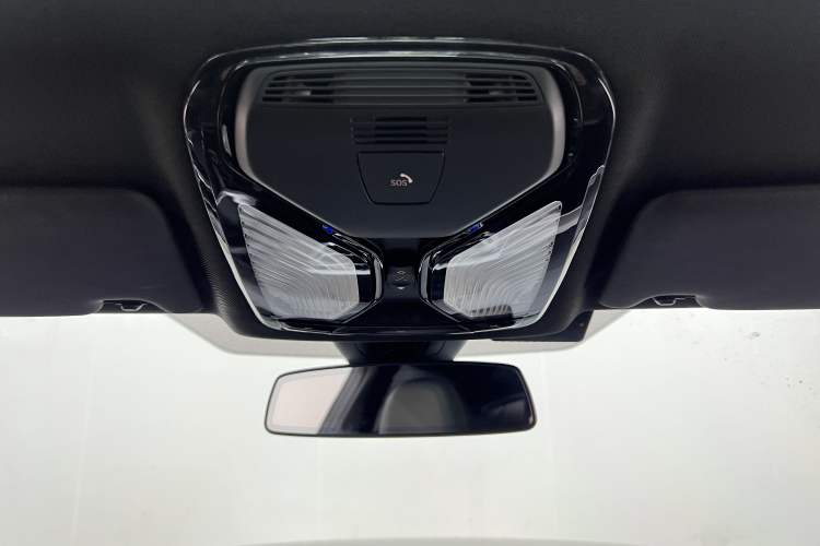 Used BMW 4 Series 2022 Second Facelift 430i M Sport Night Edition Package Interior 9